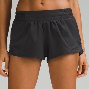 Black hotty hot lululemon shorts